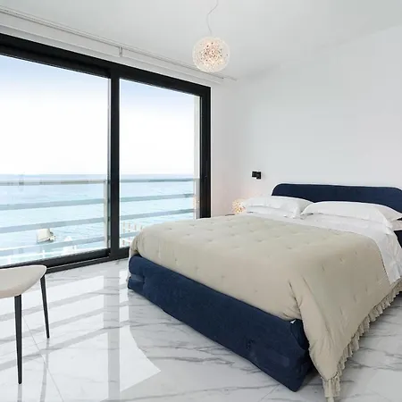 Hermes Villa