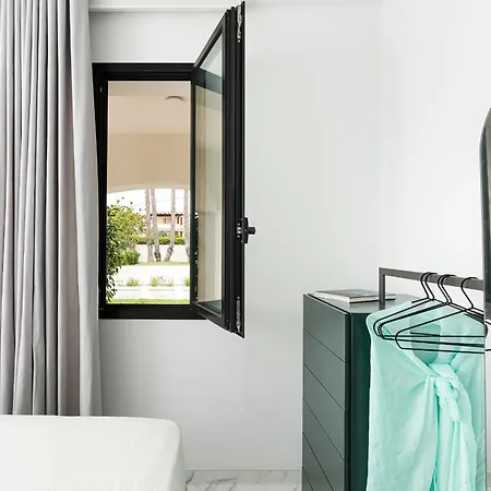 Hermes Villa *